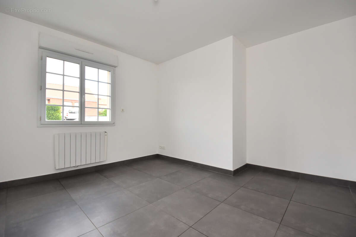 Maison à SAINT-LEGER-LES-DOMART