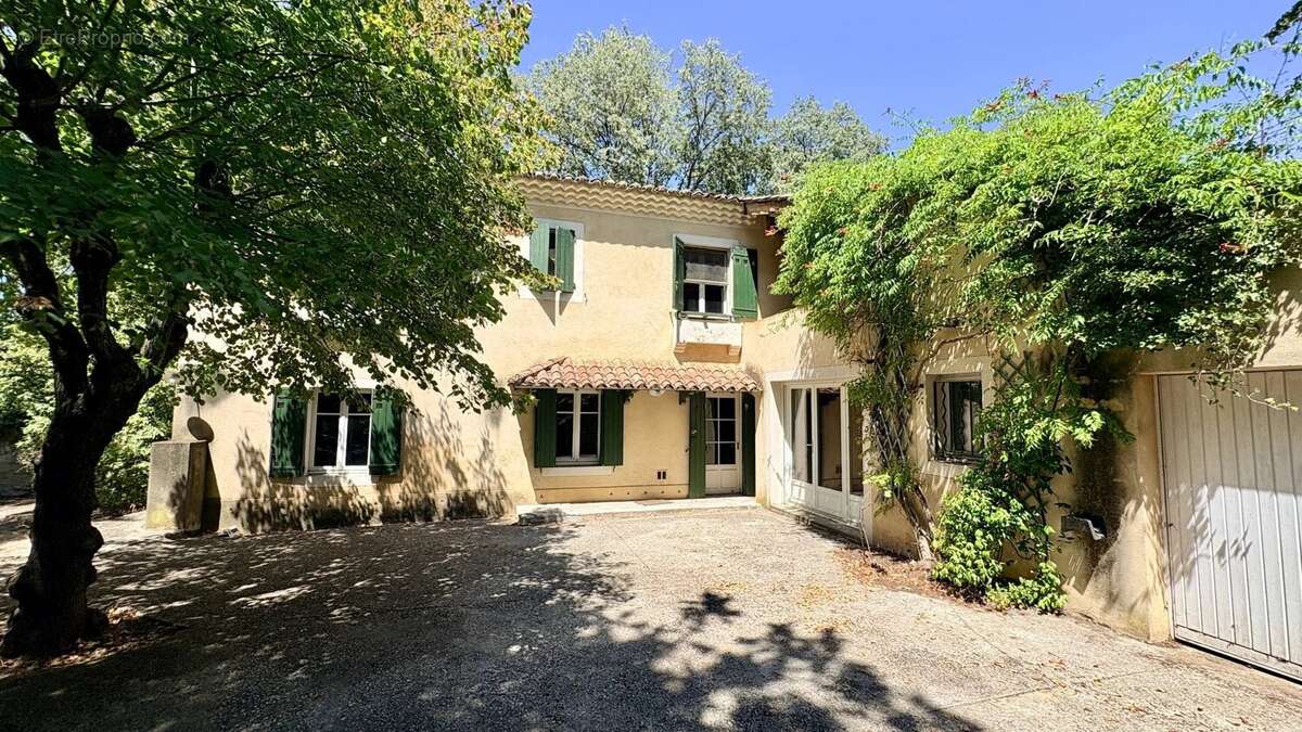 Maison de caratère avec grand jardin entre Carpentras et St Didier - photo 21