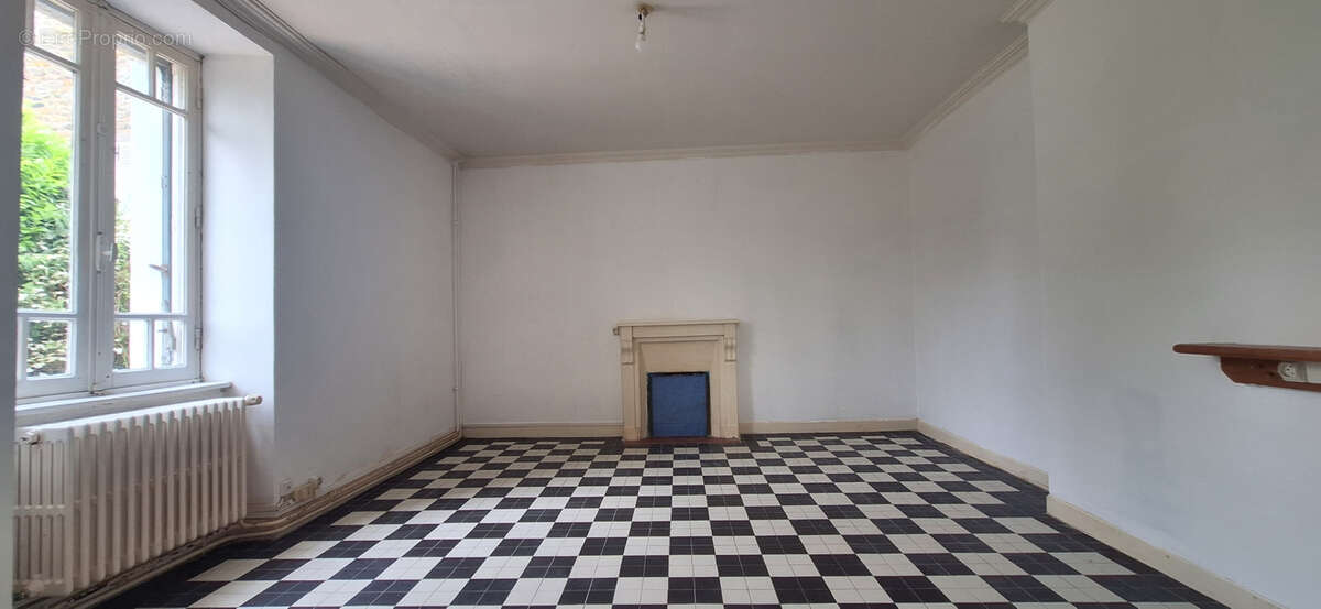 Maison à LA BOUILLIE