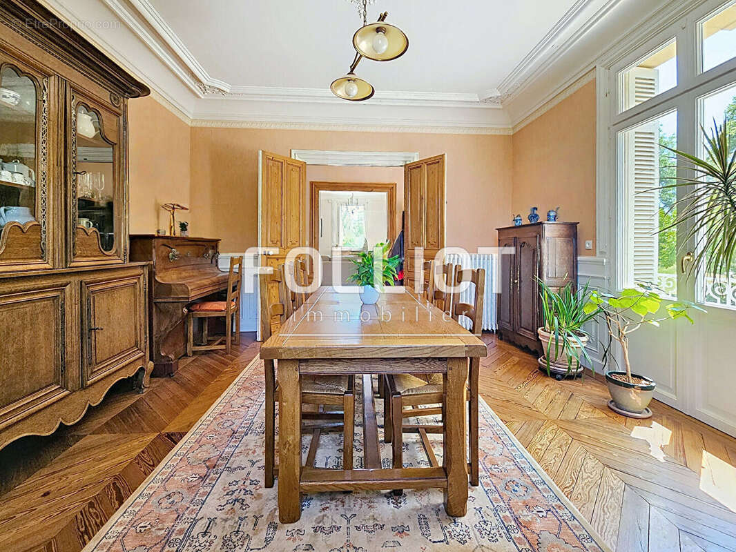 Maison de Maître du XIXe siècle -Ensemble immobilier remarquable au coeur de Douvres la Délivrande - photo 4
