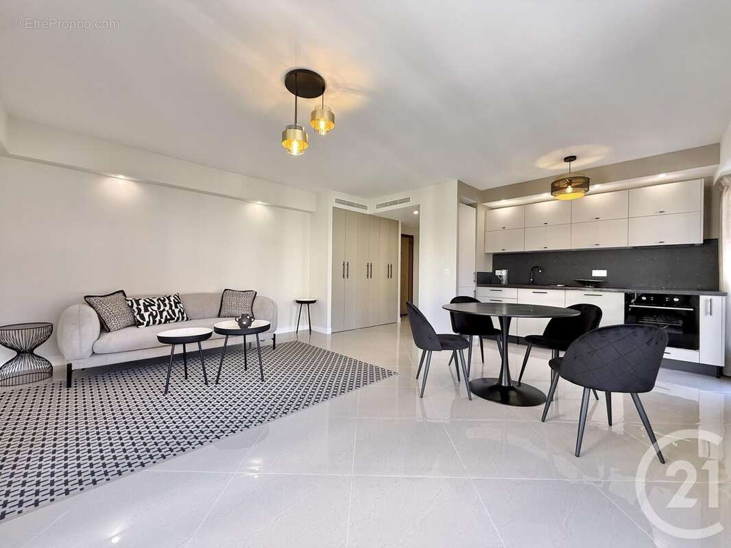 Appartement à NICE