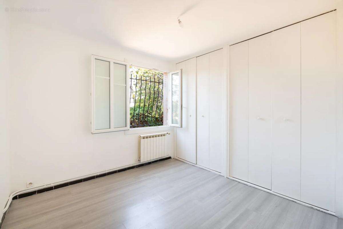 Appartement à MARSEILLE-12E