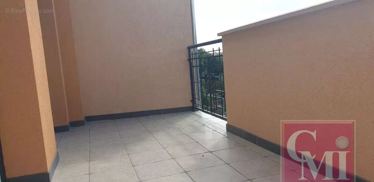 Appartement à BREUILLET