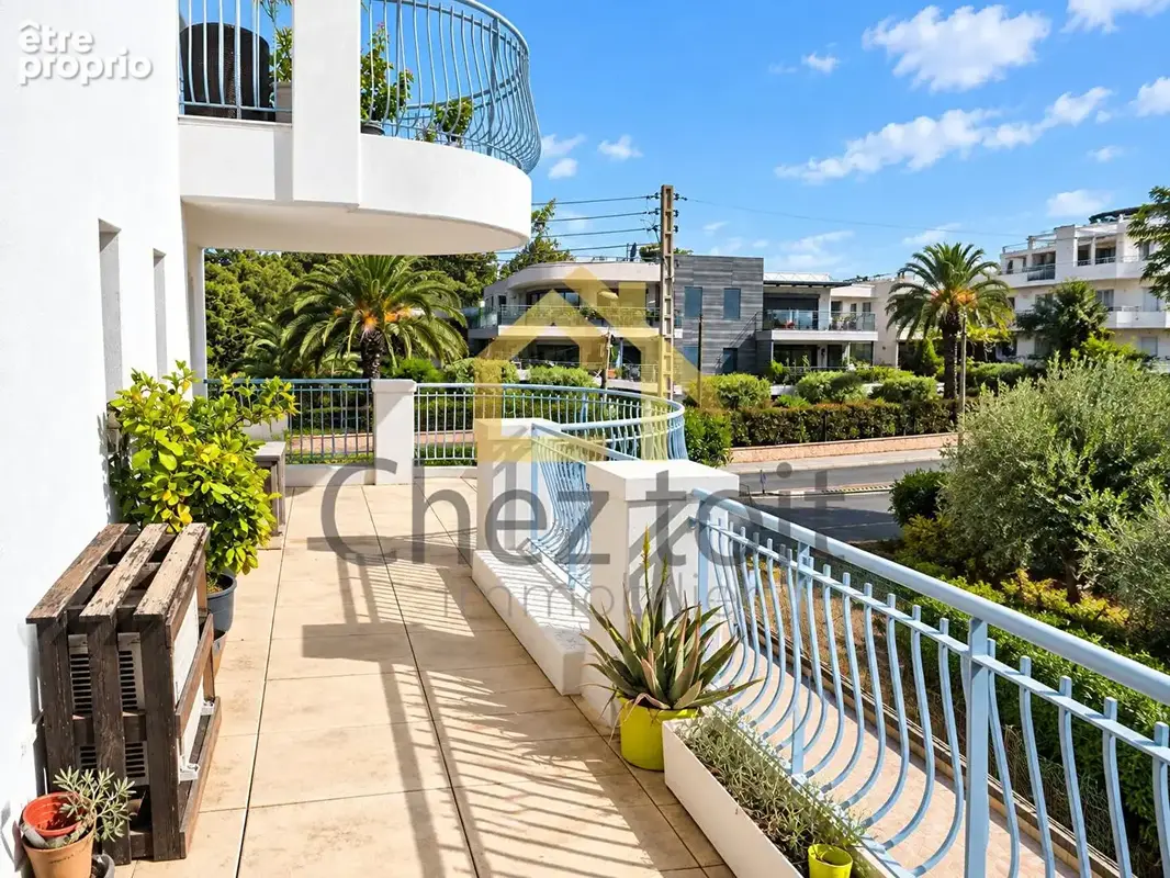 Photo Appartement à Saint-Raphael au prix de 240 000€