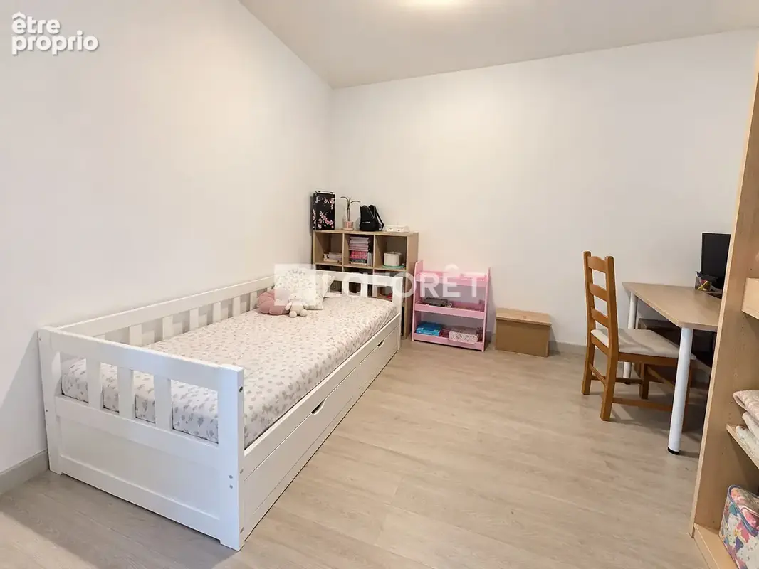 Roanne centre ? appartement de charme 118 m² - photo 4