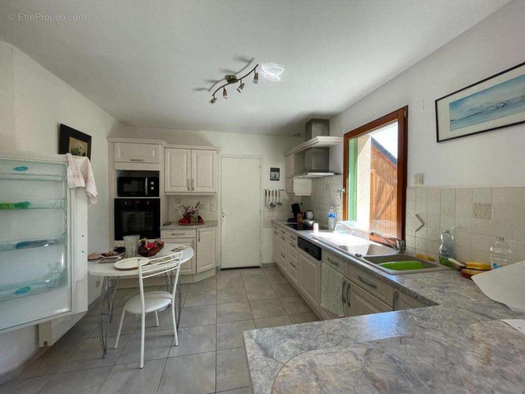 Maison à SAINT-JOUAN-DES-GUERETS