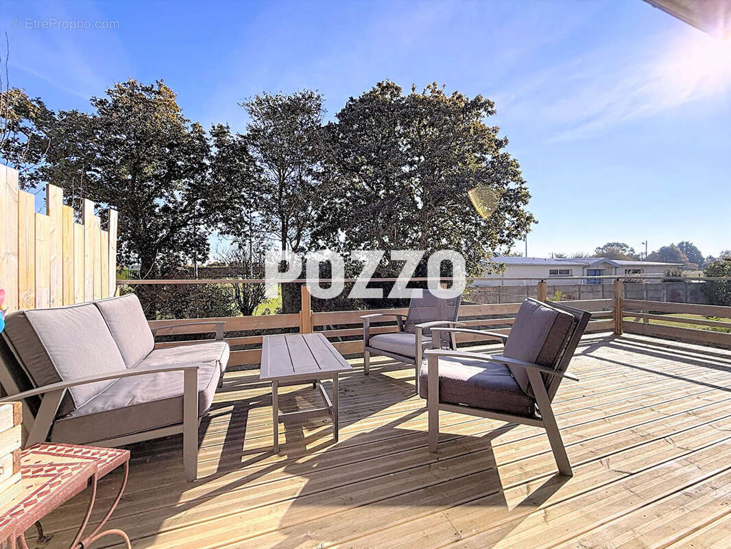 Maison à SAINT-PAIR-SUR-MER