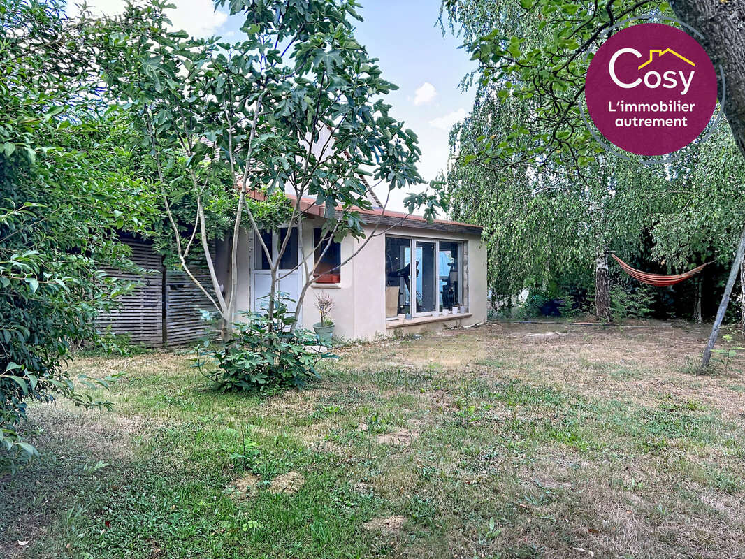 À découvrir sans tarder ! Belle maison familiale de 148 m2 sur un terrain de 1 625 m2 - photo 10