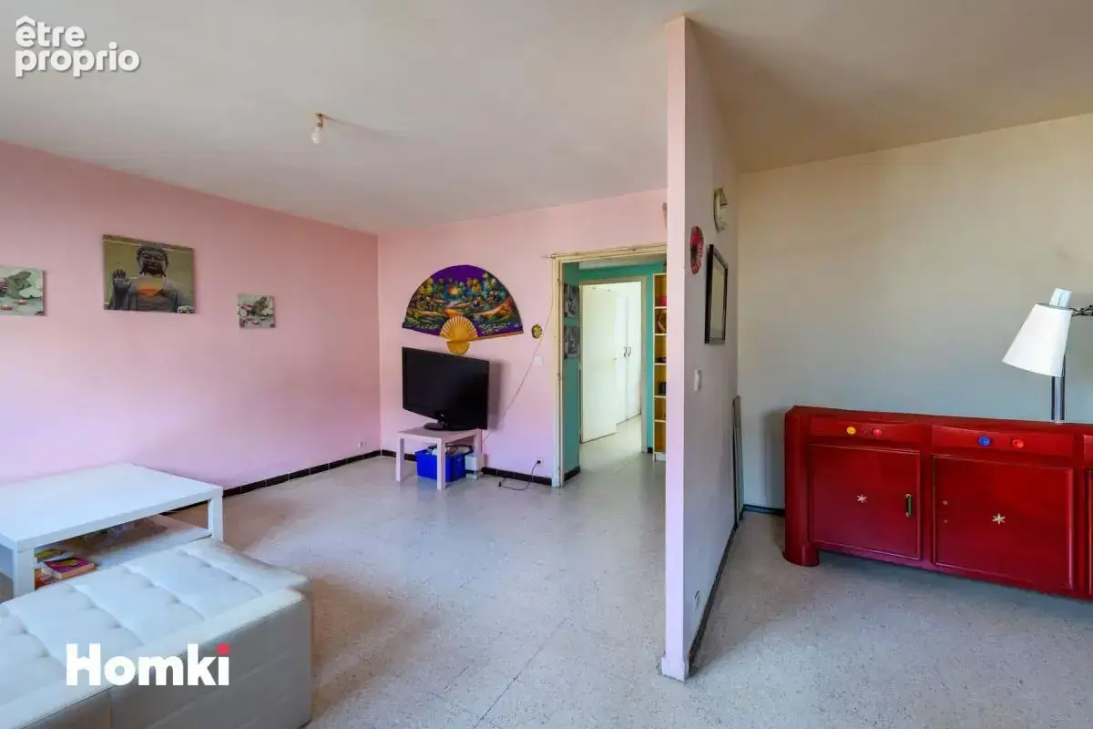 Appartement 3 pièces  de 67 m²  avec balcon à Nîmes, Rue Cordier - photo 7