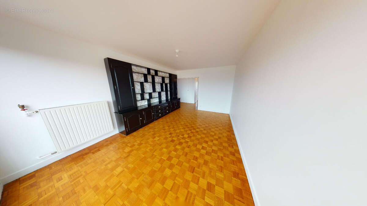 Appartement à IVRY-SUR-SEINE