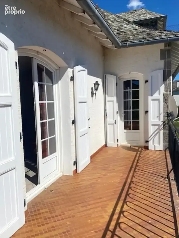 Vaste propriété aux portes d'Aurillac - photo 5