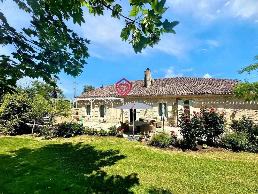 Maison à MIRADOUX