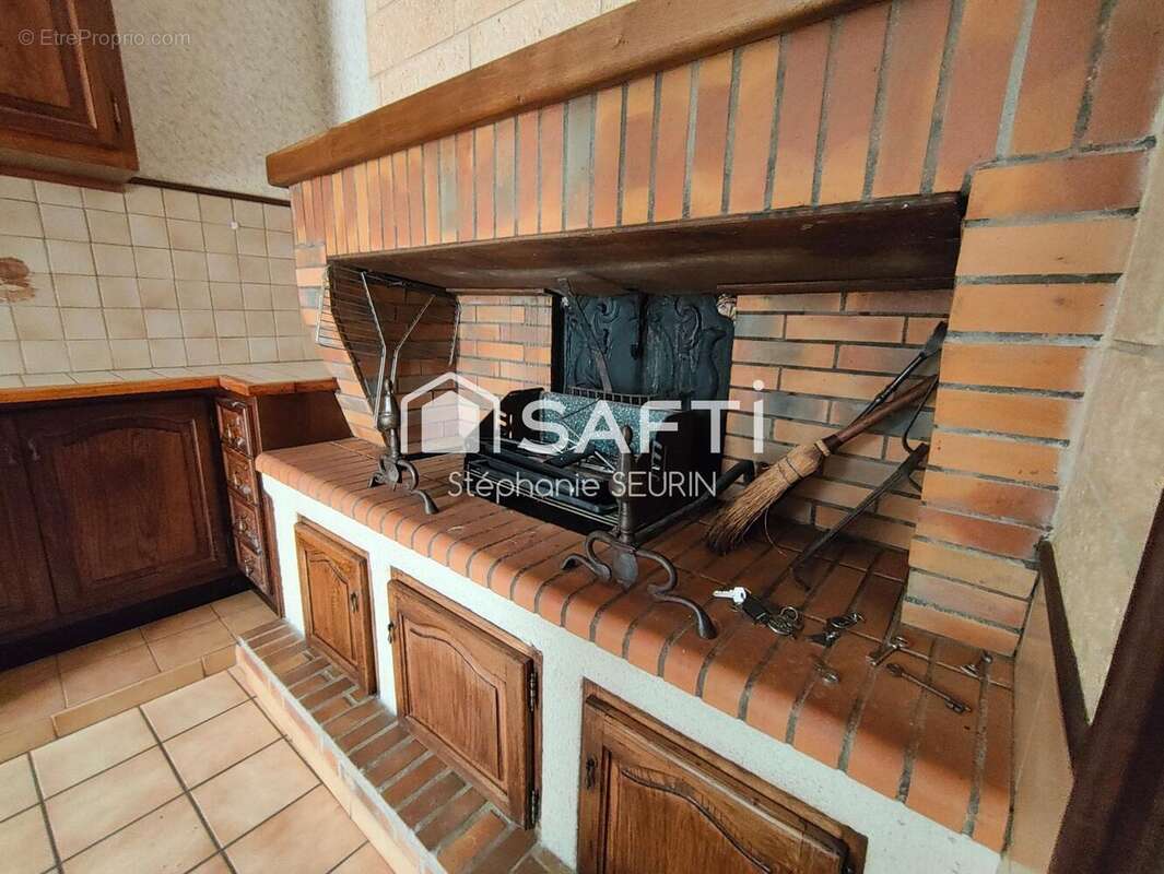 Photo 5
