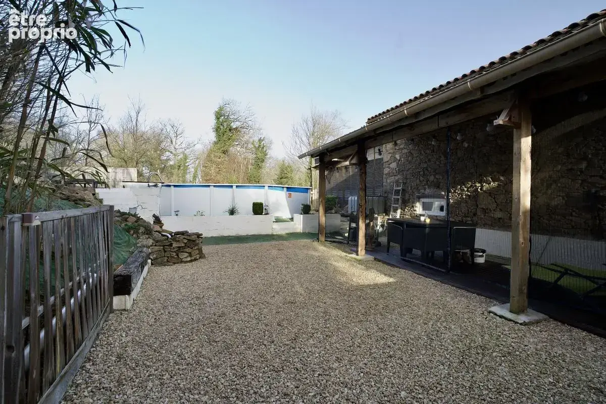 Maison 135 m² à Gorre  - photo 13