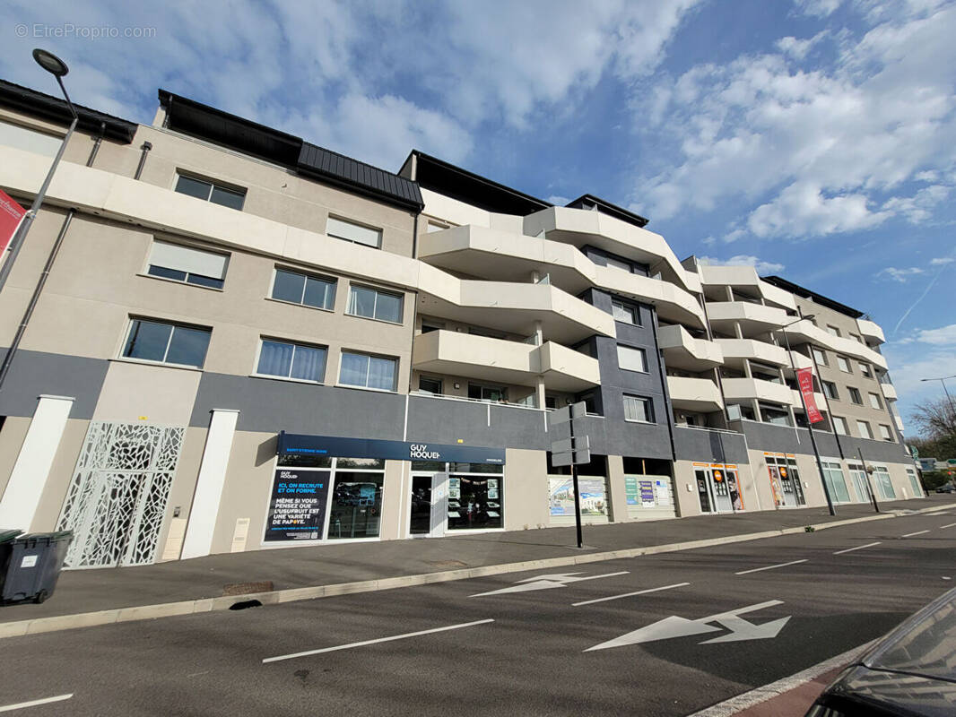 Appartement 2 pièces 43 m² · à Saint-Etienne · 43 m² · 108 000 €