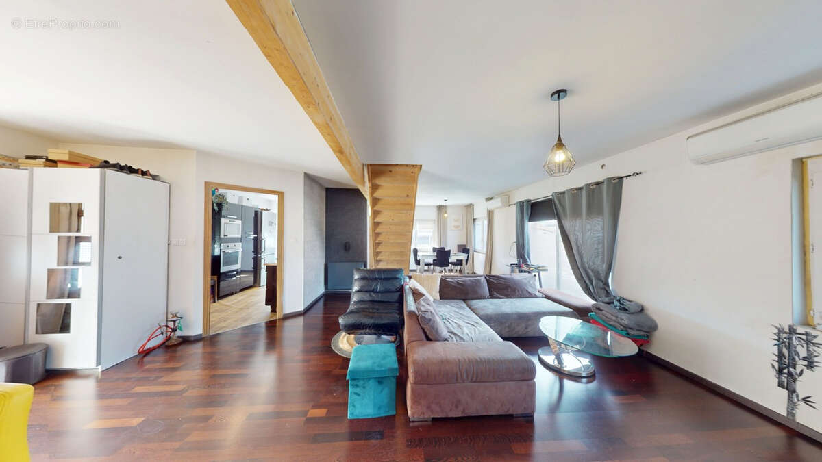 Maison à VILLARD-BONNOT