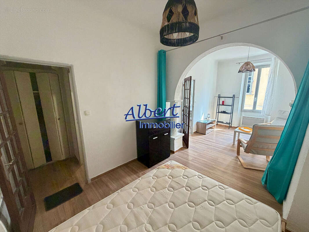 Appartement à OLLIOULES