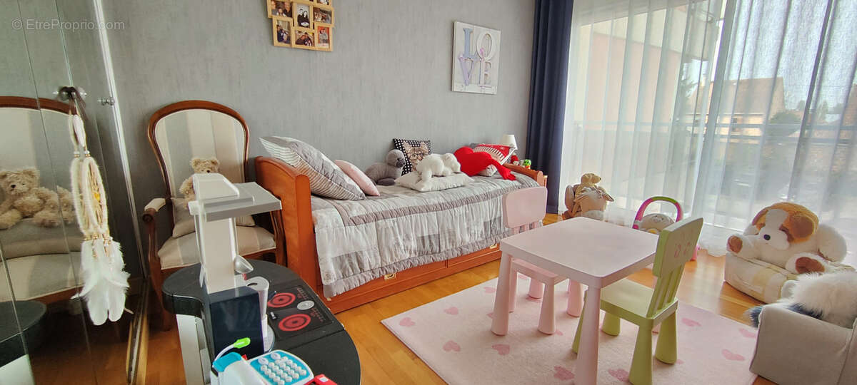 Appartement à LOUVRES