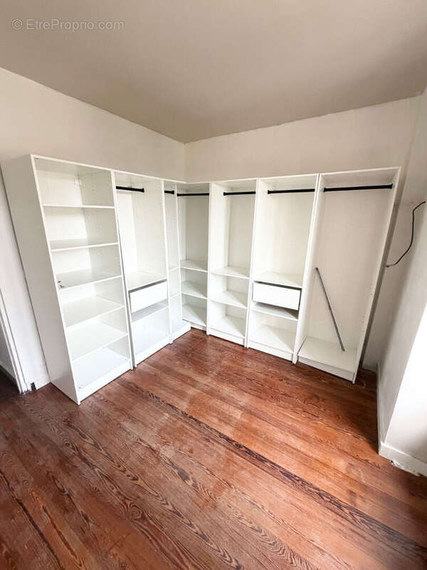 Appartement à LEUDEVILLE