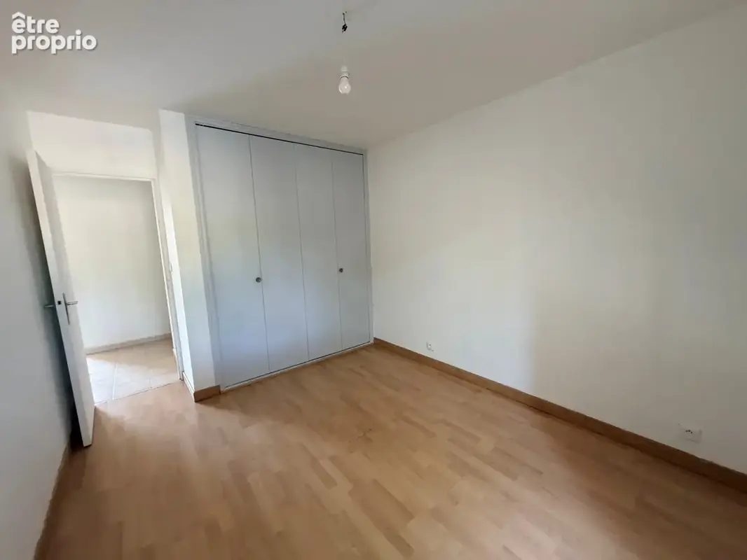 Montpellier Sud, avenue de Maurin, T4 de 83,08 m2 avec balcon, cellier et parking extérieur - photo 11