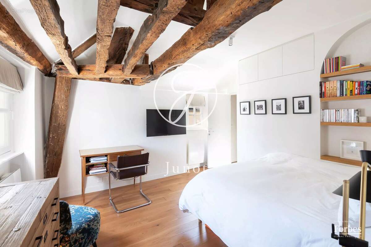 Paris 18e - MONTMARTRE - Duplex - 54,11m² Carrez - 2 pièces - Exposition sud-ouest - Jardin - photo 14