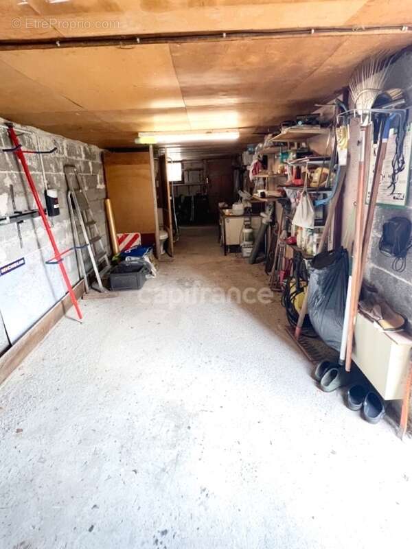 Vente Maison de plain-pied 4 pièces à MANOSQUE (04) - Jardin 740m2, garage, combles aménagés, proche commodités - photo 22
