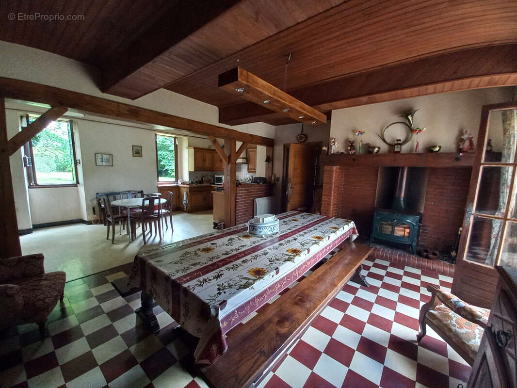 Maison à MIRANDE