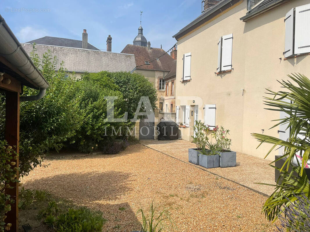 Maison à MORTAGNE-AU-PERCHE