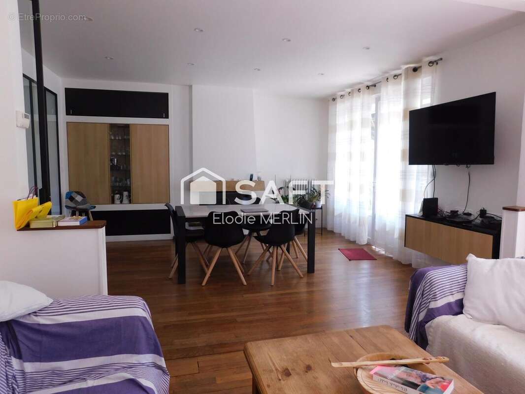 Maison 198 m² à Saint-Pierre-Les-Nemours  - photo 4