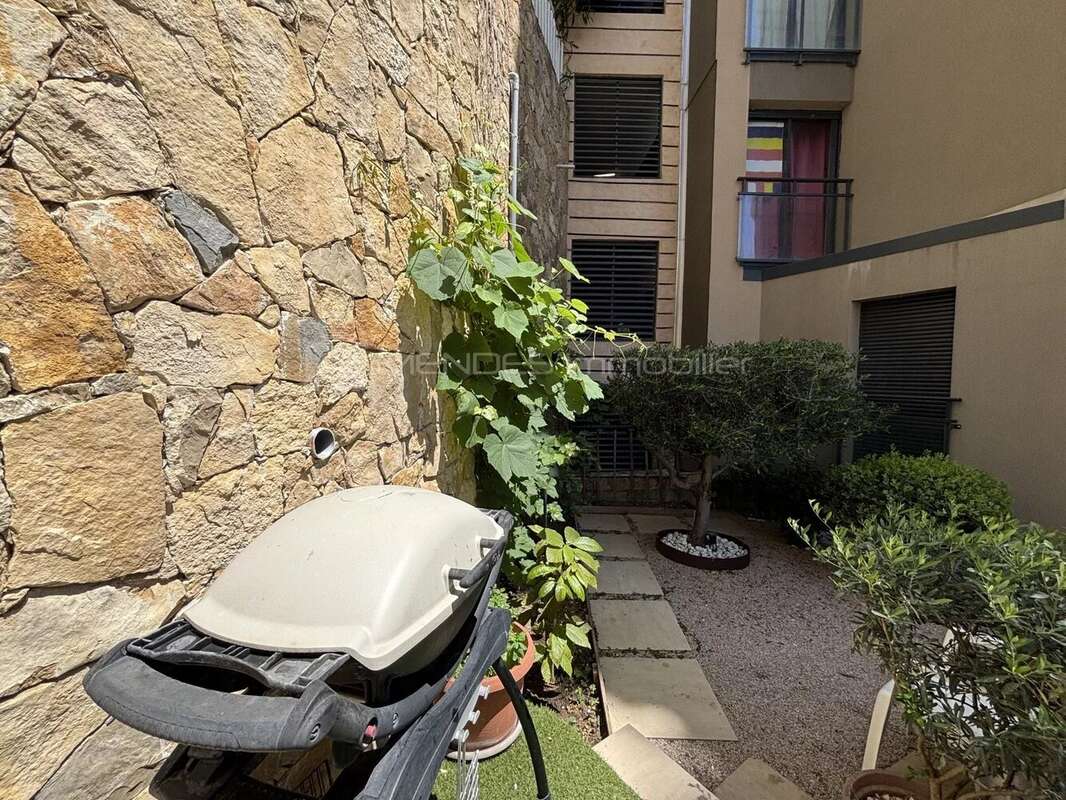 Appartement 3 pièces à la frontière de monaco - photo 13