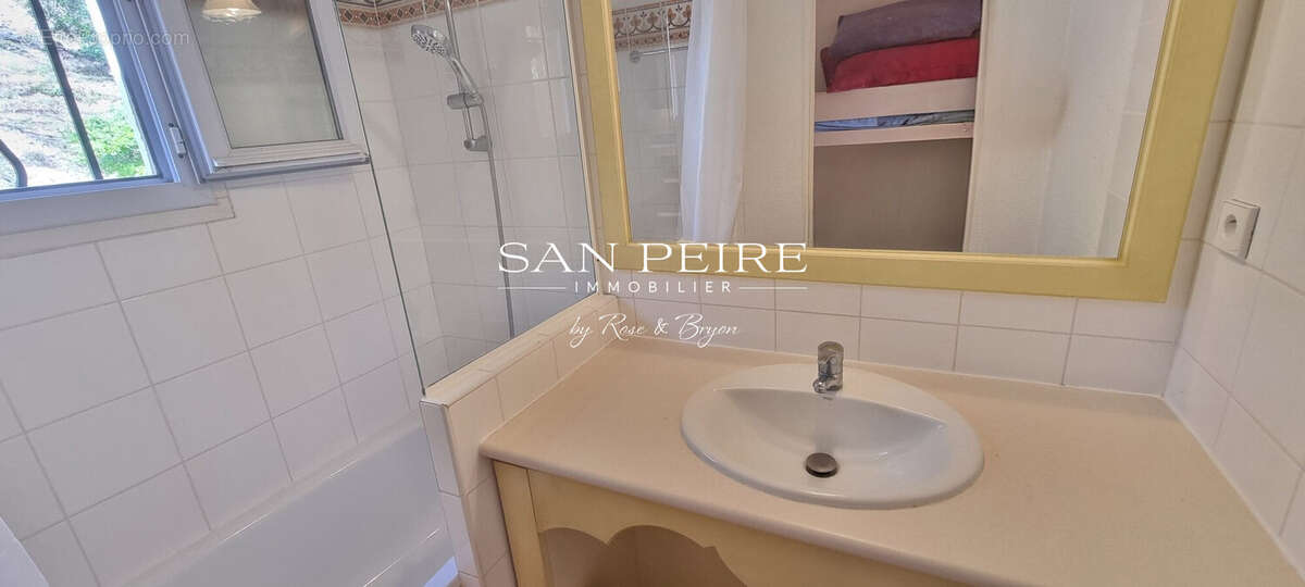 Appartement à LES ISSAMBRES