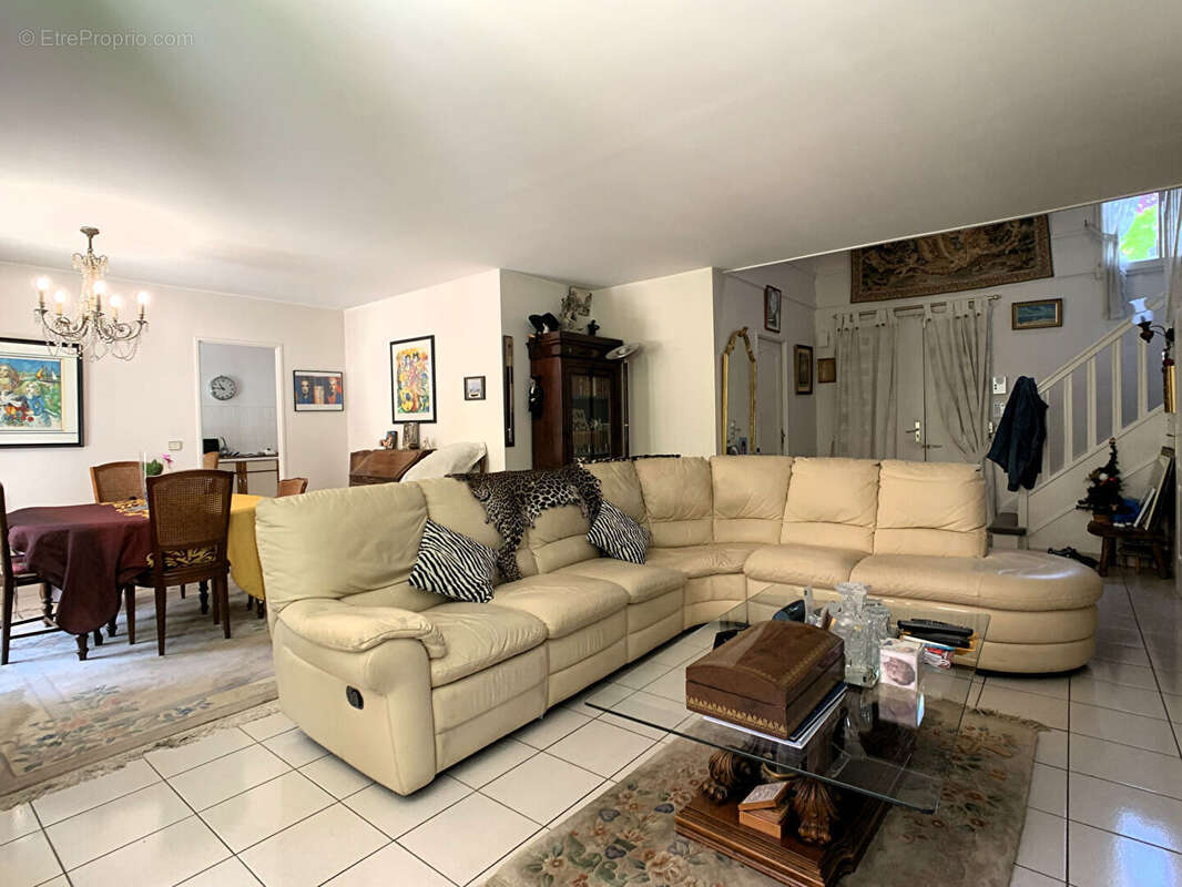 Maison à LE PLESSIS-BOUCHARD