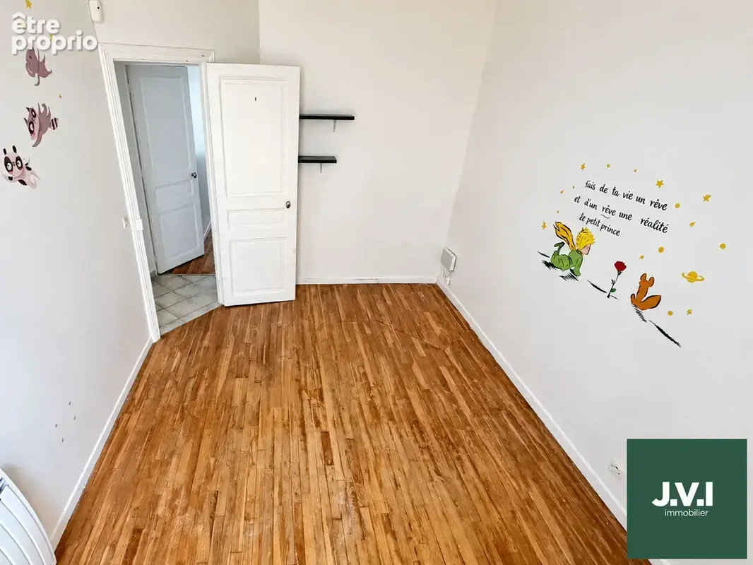 A VENDRE Appartement Enghien Les Bains 2 pièce(s) 46 m2 - photo 3