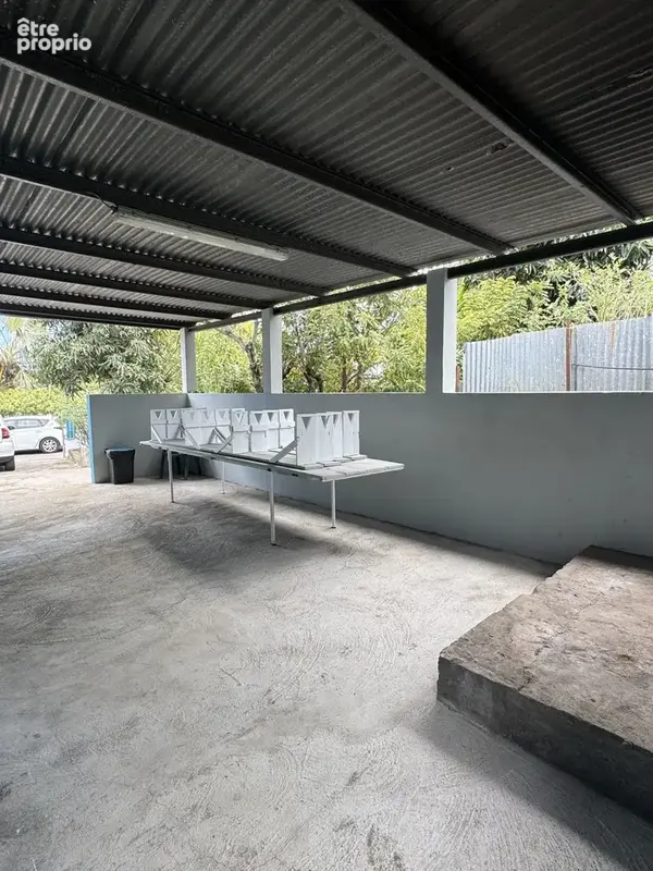 Saint-louis   maison f4/5 de plain-pied sur 581 m2 de terrain - photo 9
