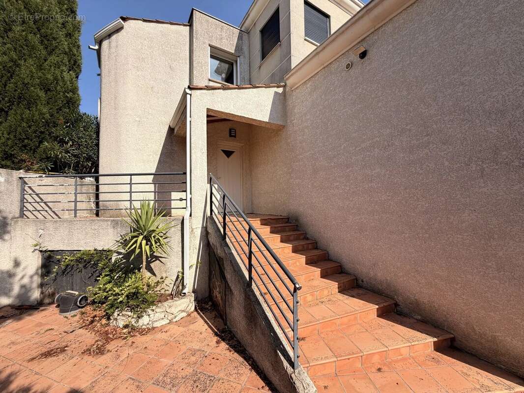 Magnifique maison d’architecte à Cuxac-d’Aude, à seulement 10 minutes de Narbonne ! - photo 31