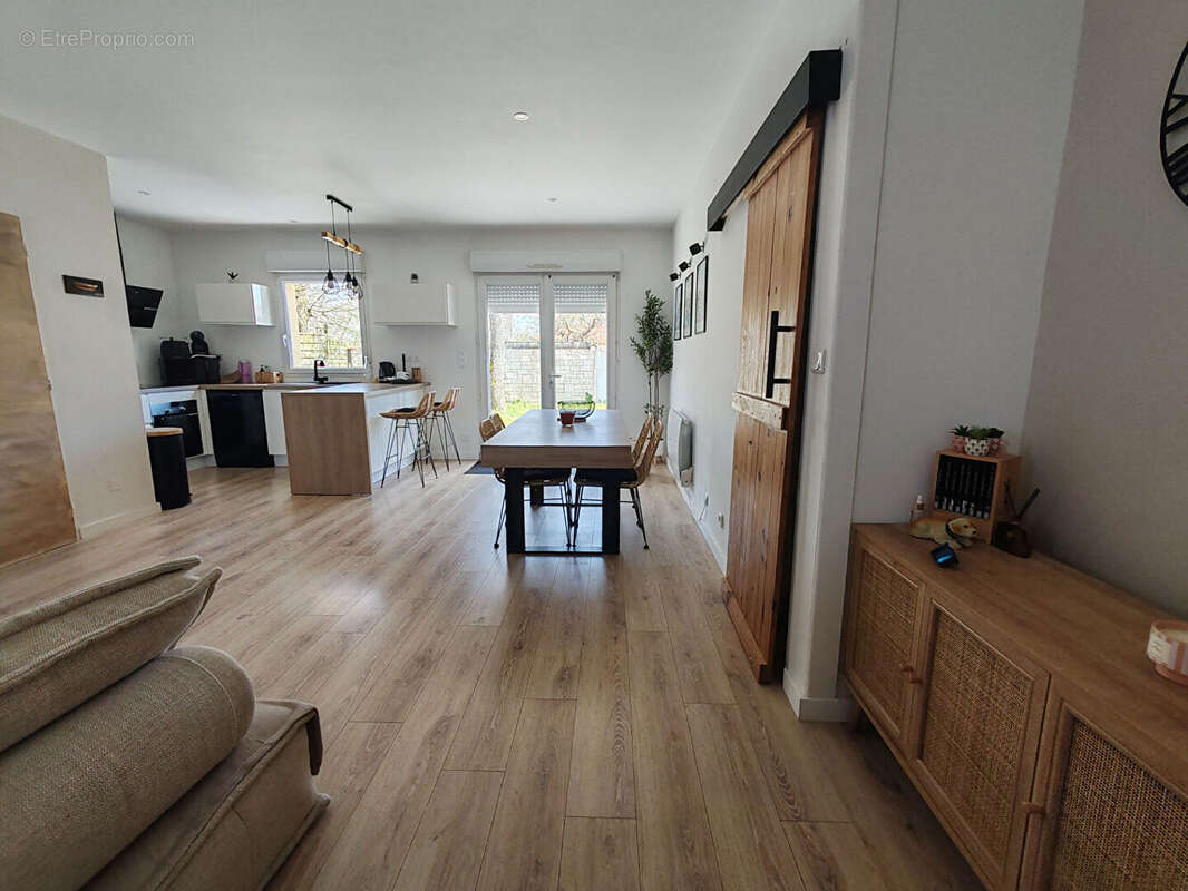 Maison à SAINT-COLOMBAN