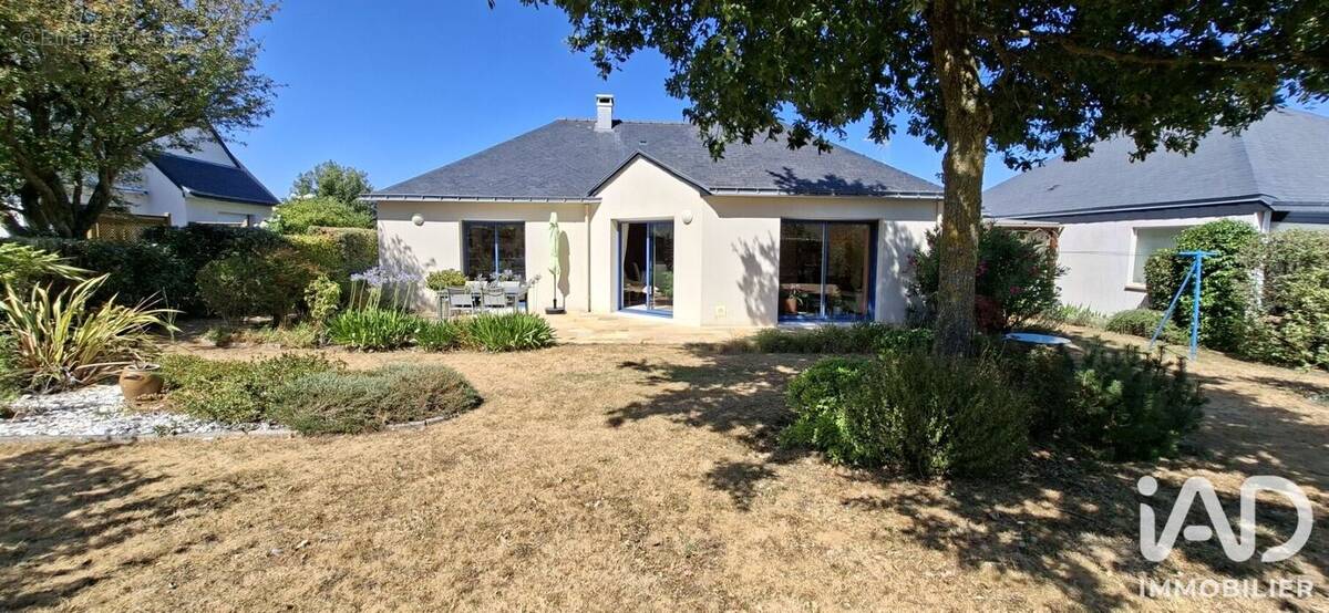 Photo 1 - Maison à BILLIERS