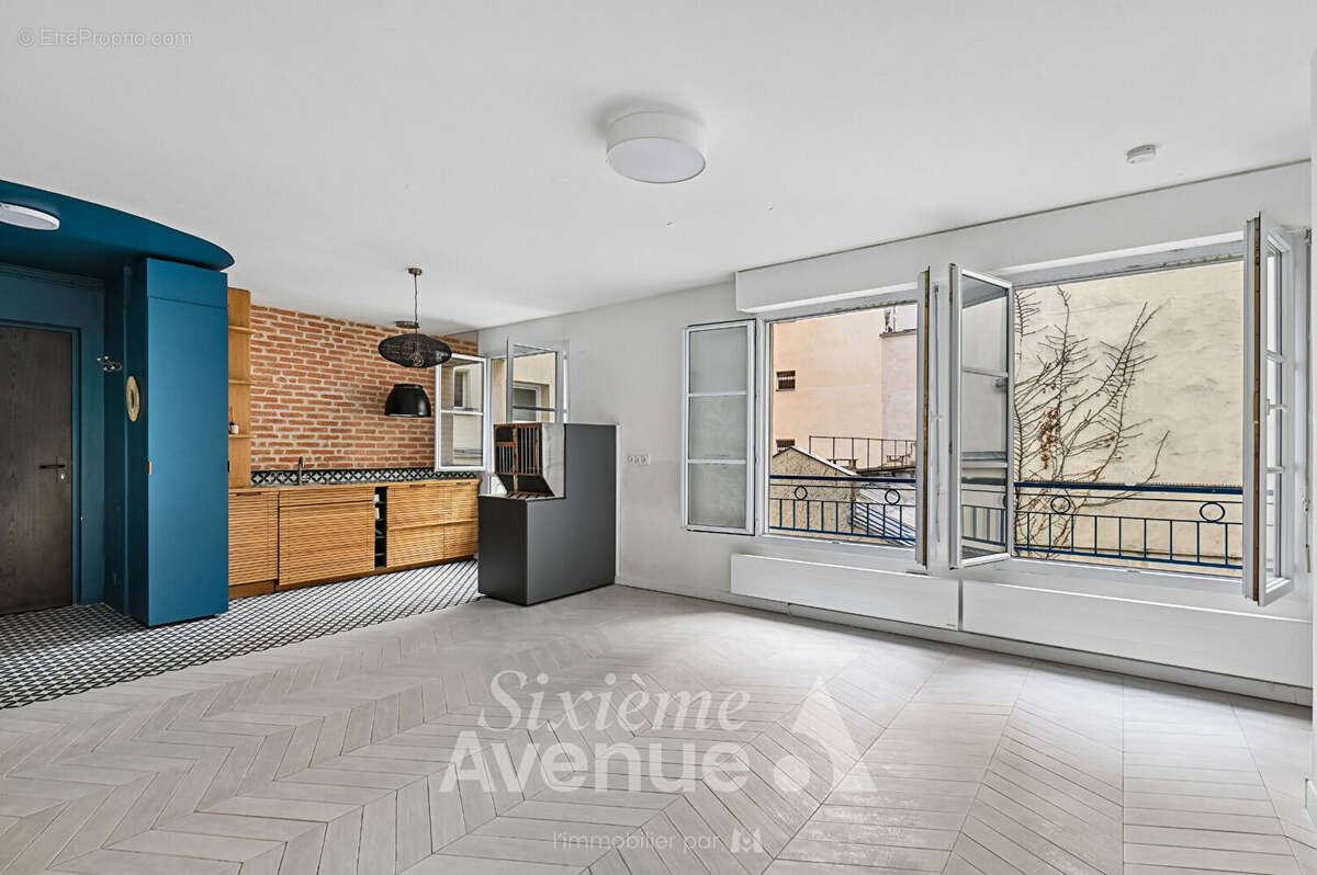 Appartement à PARIS-2E