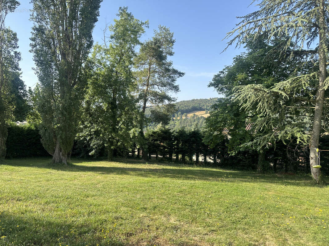 Terrain à LA FOUILLOUSE