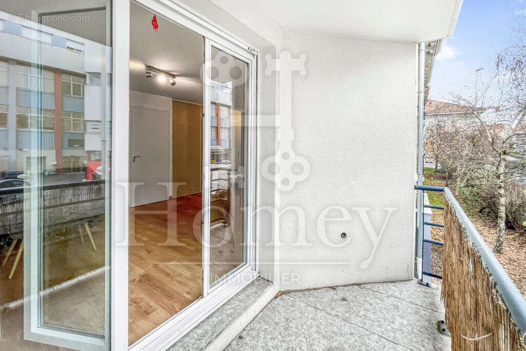 Appartement à VILLE-LA-GRAND