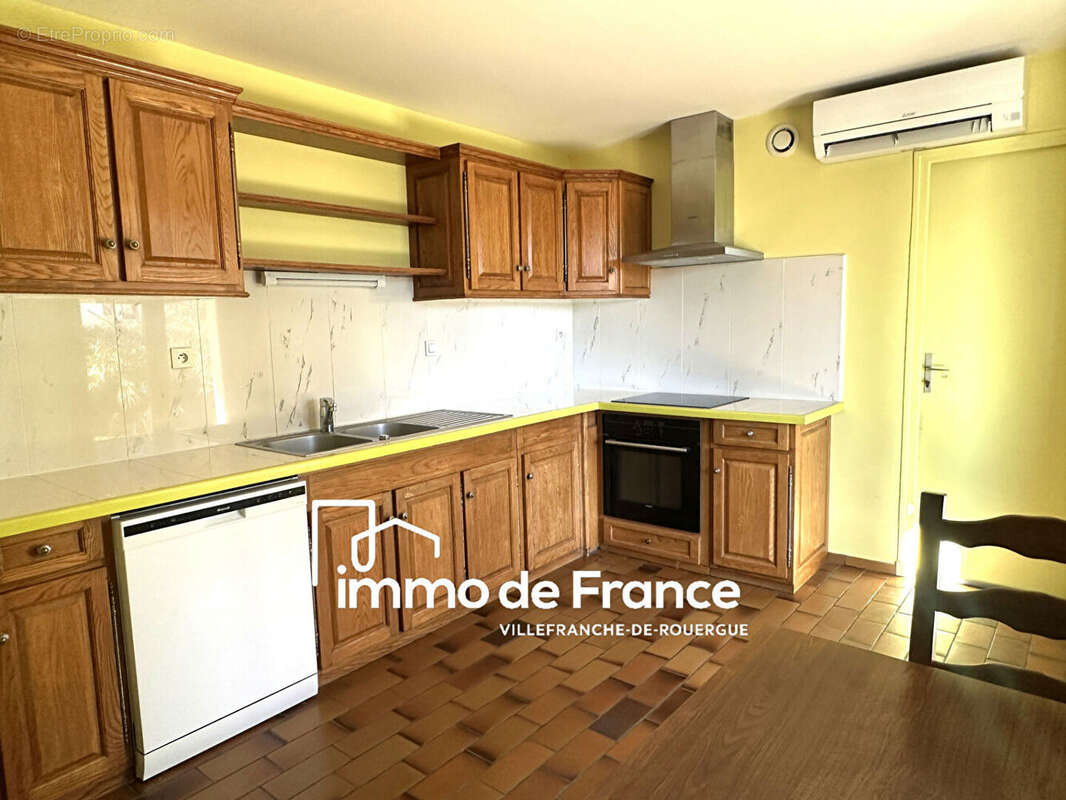 Plain-pied de 119 m², 4 chambres, bureau, 2 garages sur terrain de 1013 m² - photo 7