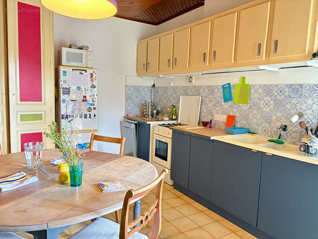 Maison à LAMOTHE-MONTRAVEL