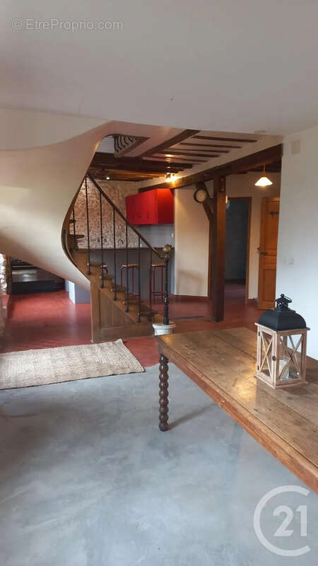 Maison à FERICY