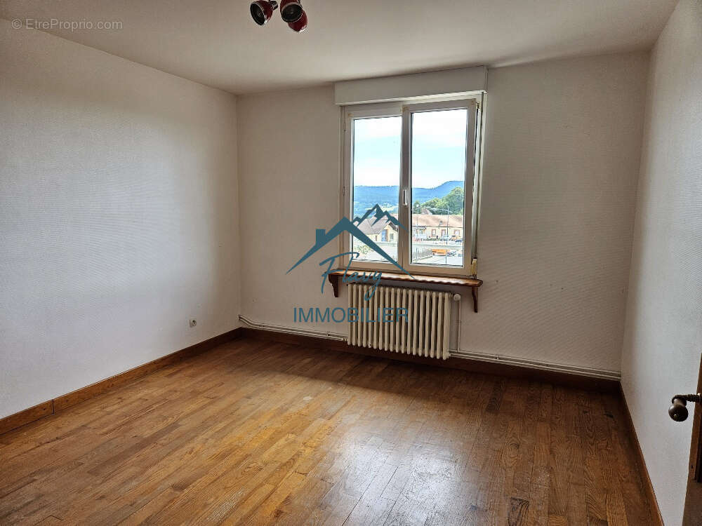 Appartement à BRUYERES
