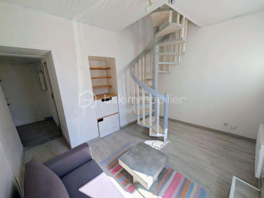 Appartement à QUINCY-VOISINS