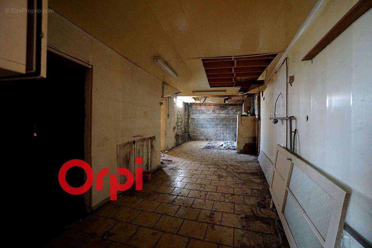 Ideal investisseur, Immeuble à vendre au cœur historique d'Orbec - photo 8