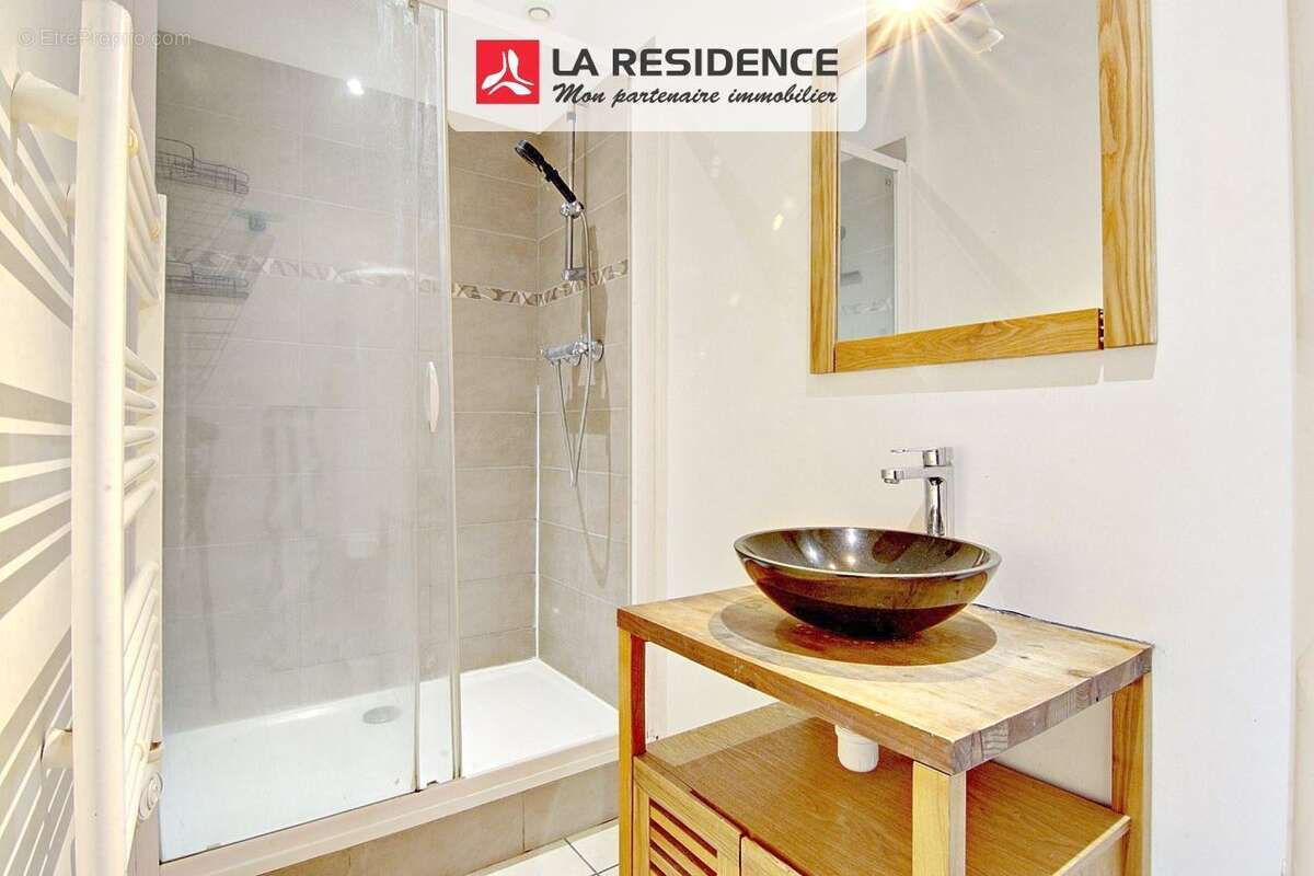 Appartement à BEAUCHAMP