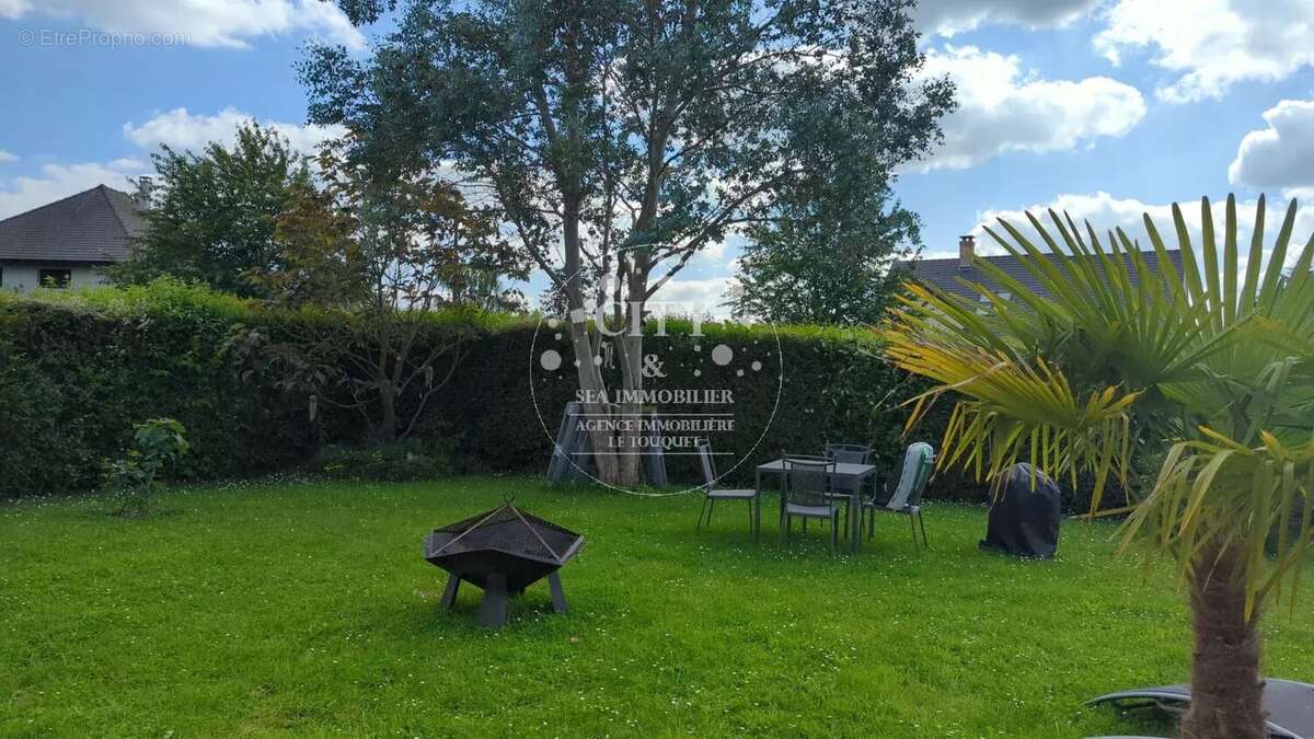 Maison à BLANGY-TRONVILLE