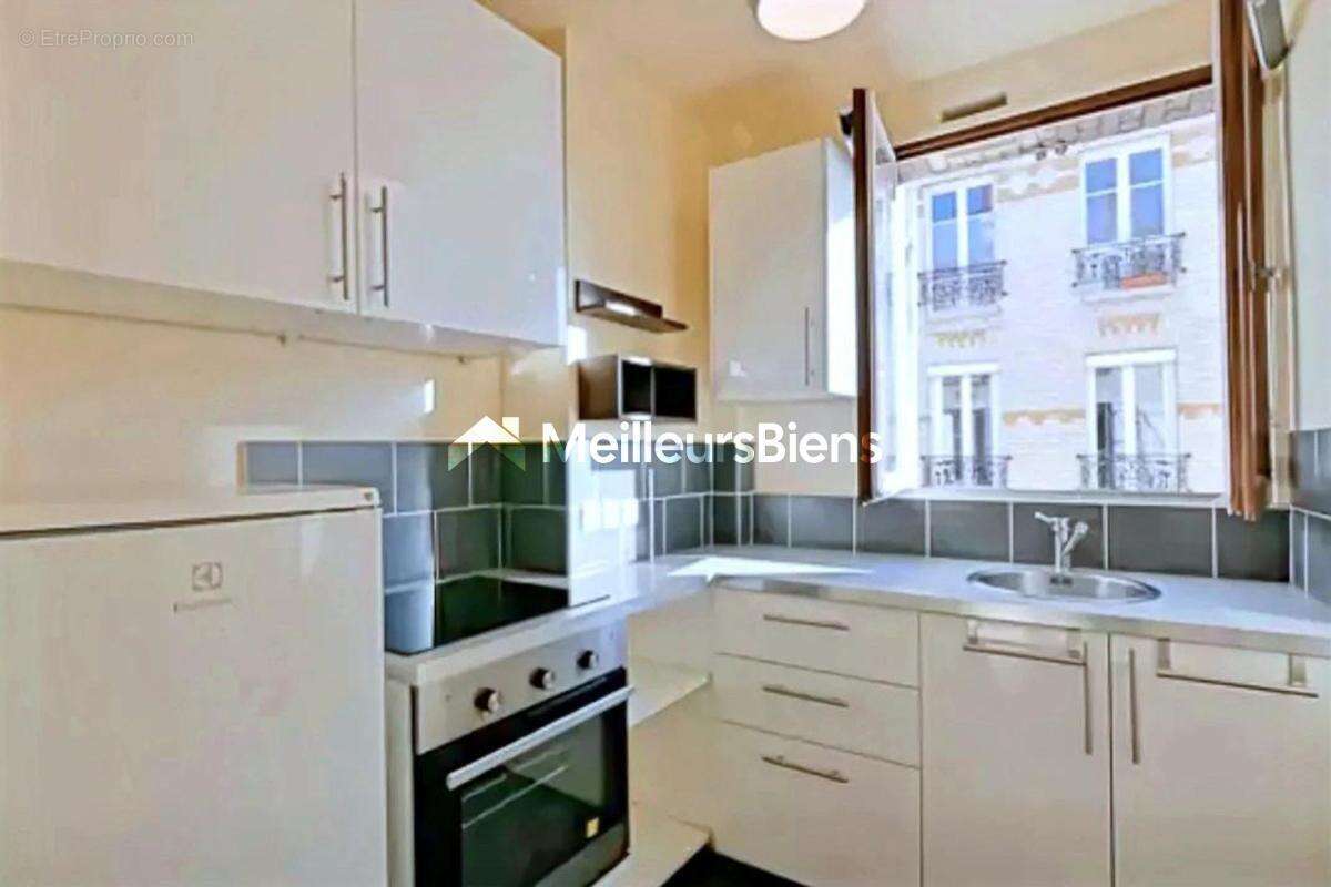 Appartement à PARIS-15E