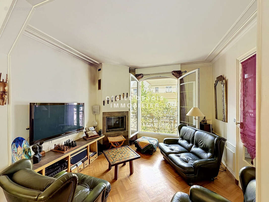 Maison 138 m² à Joinville-Le-Pont  - photo 8